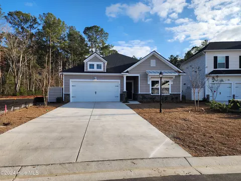 8751 Baton Rouge Ave NW, Carolina Shores, NC 28467