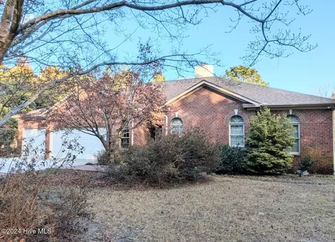 594 Rose Ridge Rd, Aberdeen, NC 28315