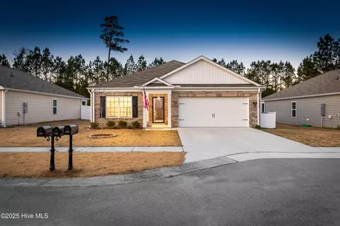 118 Albemarle Dr, Washington, NC 27889