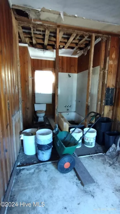 244 Fourth St, Ayden, NC 28513 photo 6