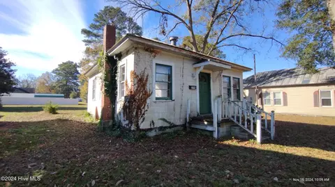 244 Fourth St, Ayden, NC 28513
