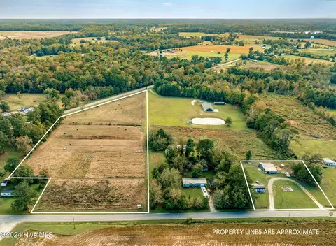 1500 Jackson Store Rd, Beulaville, NC 28518