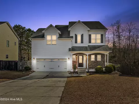 405 Jasmine Ln, Jacksonville, NC 28546