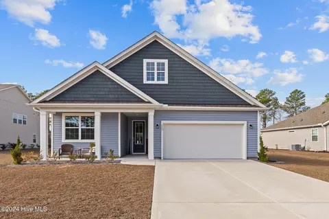 115 Ballantine Grove Ln, Newport, NC 28570