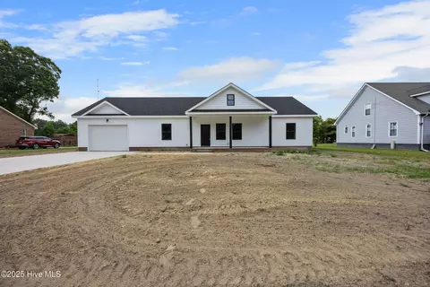 2602 Dan Mary St, Elizabeth City, NC 27909