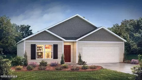 1904 Butterfield Ln, Kinston, NC 28504