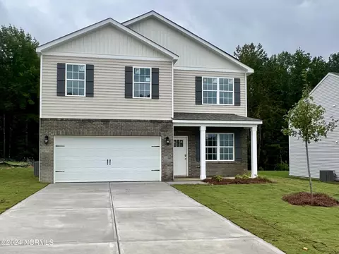 982 Ocean Ct, Carthage, NC 28327