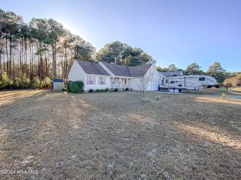 122 Annas Way, Grandy, NC 27939