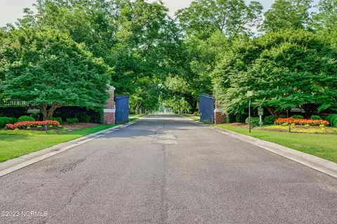 33 W Dragonfly Ln, Hampstead, NC 28443 photo 19