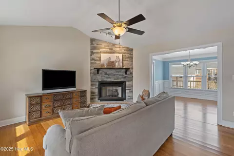 Living - 105 Deblyn Ct, Pine Level, NC 27568 photo 1 of 1