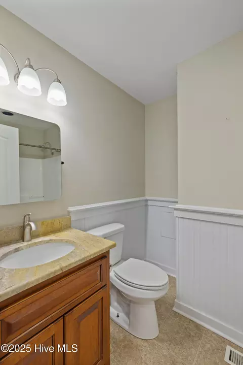 Bath - 105 Deblyn Ct, Pine Level, NC 27568 photo 3 of 4