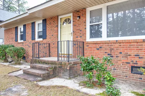 272 Thorne Rd, Pinehurst, NC 28374 photo 2