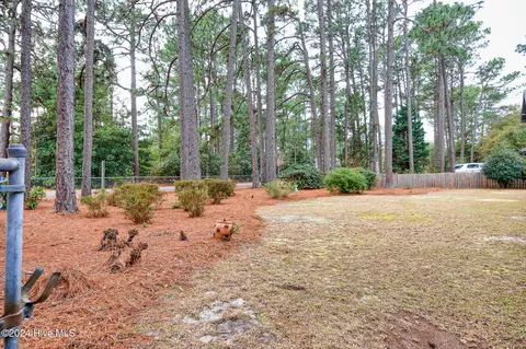 272 Thorne Rd, Pinehurst, NC 28374 photo 5