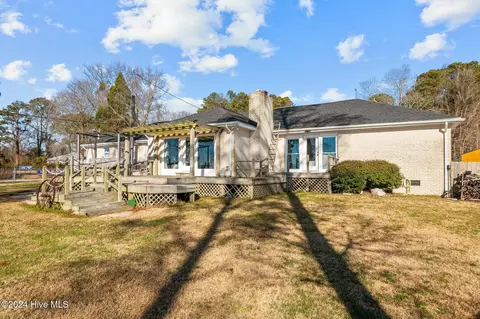 Exterior - 325 Clark Rd, Bath, NC 27808 photo 2 of 7