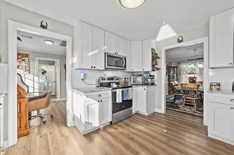 Kitchen - 325 Clark Rd, Bath, NC 27808 photo 4 of 5