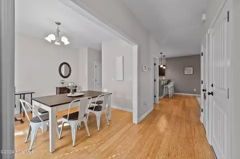 110 Roughleaf Trl, Hampstead, NC 28443 photo 5