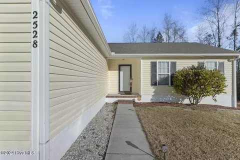 2528 Dawson Cabin Rd, Jacksonville, NC 28540