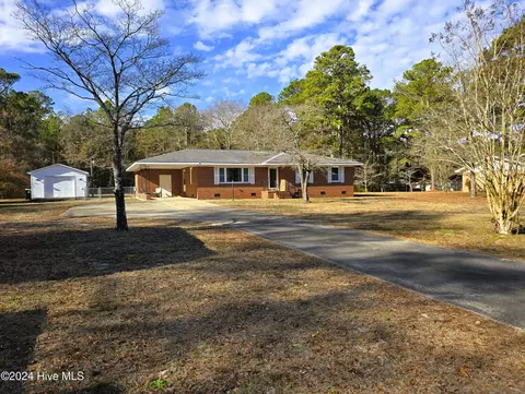 719 Ridge Dr, Goldsboro, NC 27530