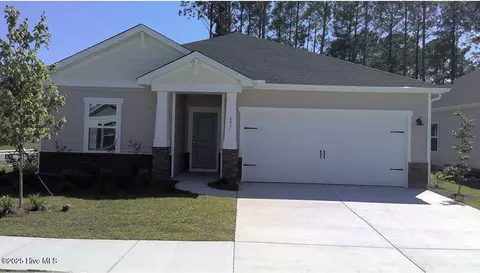 657 Blackthorne Cir NW, Calabash, NC 28467