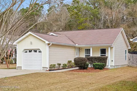 9116 Arden Rd NE, Leland, NC 28451