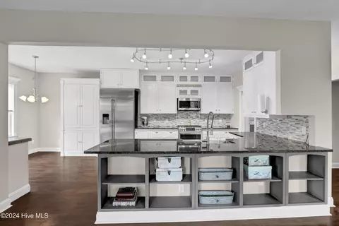 Kitchen - 516 N Line Dr, Hampstead, NC 28443 photo 1 of 5