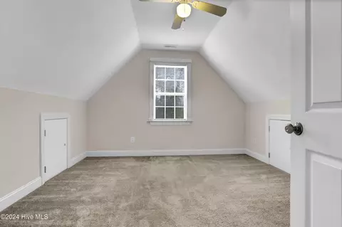 Bedroom - 516 N Line Dr, Hampstead, NC 28443 photo 8 of 10