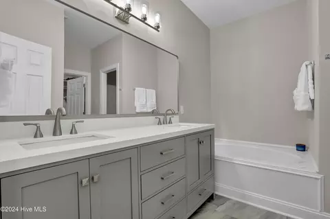 Bath - 516 N Line Dr, Hampstead, NC 28443 photo 1 of 6