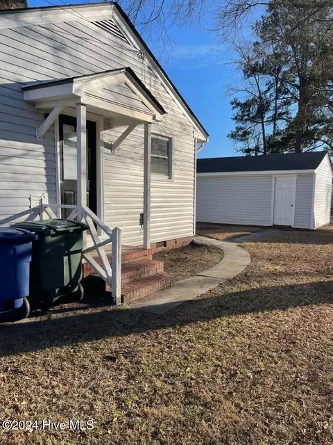 Exterior - 248 Sixth St, Ayden, NC 28513 photo 2 of 3