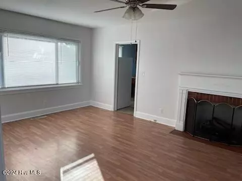 Living - 248 Sixth St, Ayden, NC 28513 photo 2 of 2