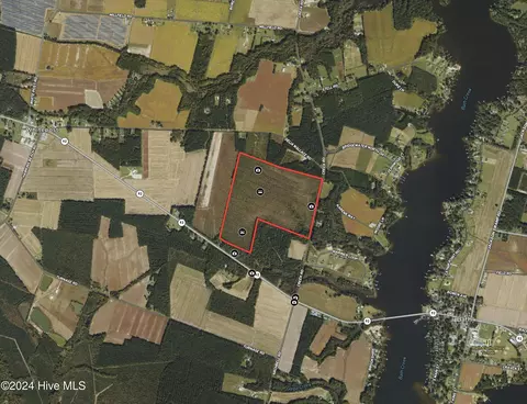 Off Nc-92, Bath, NC 27808