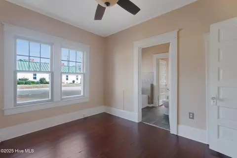 Bedroom - 902 Rice St, Hamlet, NC 28345 photo 2 of 3