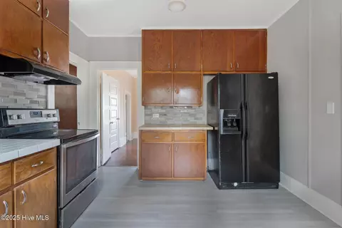 Entry Way - 902 Rice St, Hamlet, NC 28345 photo 1 of 1