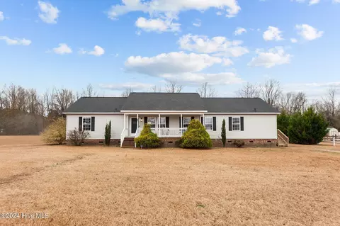 2957 Hazel Hill Rd, Kinston, NC 28504