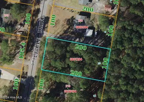 208 Circle Dr, Snow Hill, NC 28580