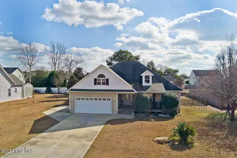 131 Tidewater Dr, Newport, NC 28570