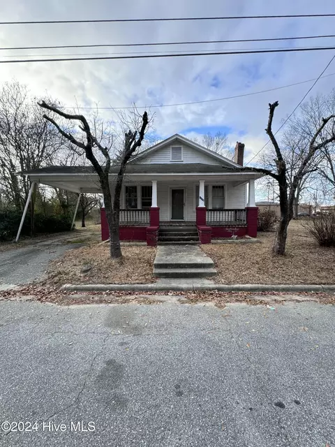 1209 N Pitt St, Greenville, NC 27834