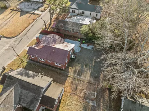 View/Area - 117 Reddick St, Williamston, NC 27892 photo 3 of 7