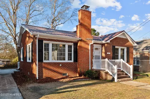 Exterior - 117 Reddick St, Williamston, NC 27892 photo 1 of 4