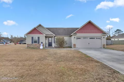 401 Halo Ct, Jacksonville, NC 28546