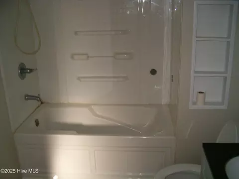 751 Driftwood Dr, Hampstead, NC 28443 photo 6