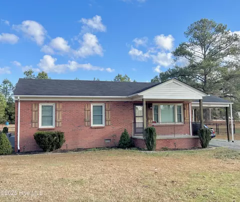 1300 Bethlehem Rd, Rocky Mount, NC 27803