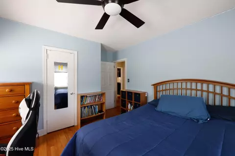 Other - 413 E Murphy St, Wallace, NC 28466 photo 5 of 9