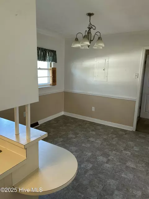 Dining - 403 E Church St, Hookerton, NC 28538 photo 1 of 2