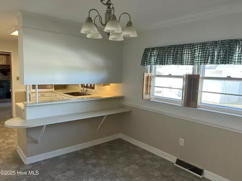 Dining - 403 E Church St, Hookerton, NC 28538 photo 2 of 2