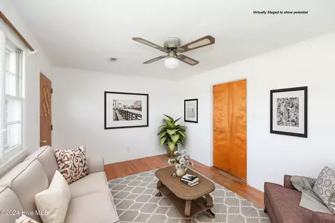 1953 Wc Braswell Rd, Smithfield, NC 27577