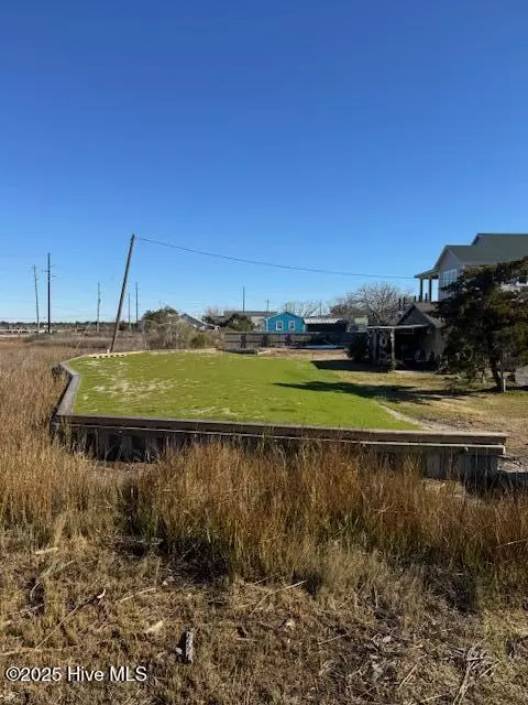 605 Bay St, Morehead City, NC 28557