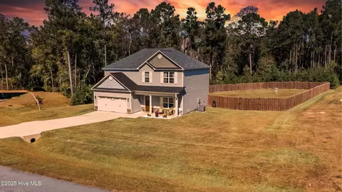 452 W Huckleberry Way, Rocky Point, NC 28457