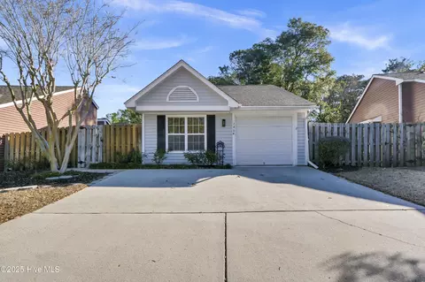 1274 Shipyard Blvd, Wilmington, NC 28412