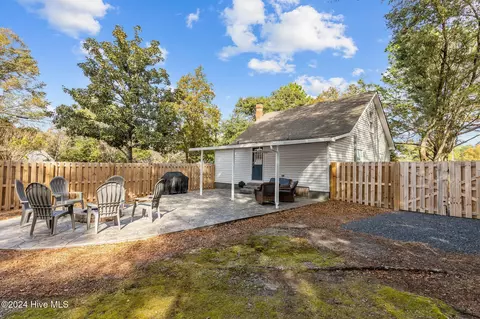 Exterior - 125 Woods Rd, Pinehurst, NC 28374 photo 7 of 11
