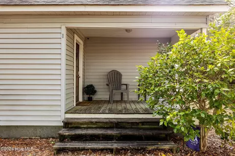 Exterior - 125 Woods Rd, Pinehurst, NC 28374 photo 3 of 11